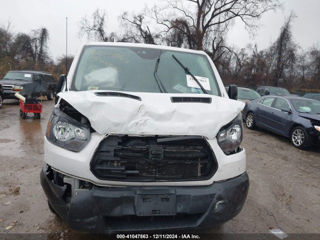 1FTYR1ZM2HKA27107 Ford Transit-250