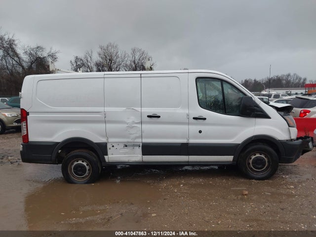 1FTYR1ZM2HKA27107 Ford Transit-250