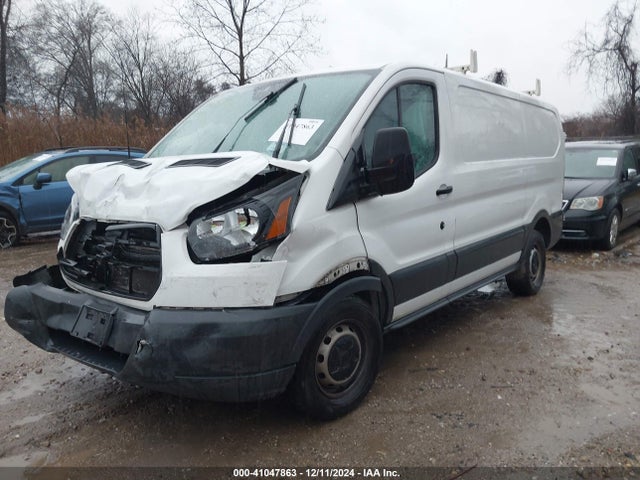 1FTYR1ZM2HKA27107 Ford Transit-250