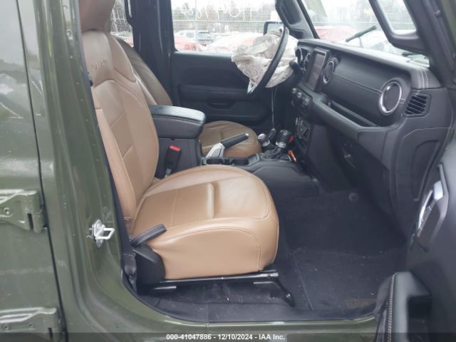 1C4HJXEN9MW613766 Jeep Wrangler Unlimited Sahara 4x4