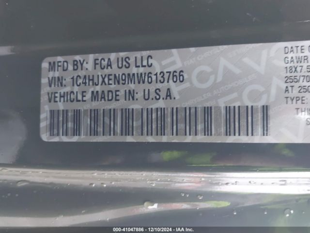 1C4HJXEN9MW613766 Jeep Wrangler Unlimited Sahara 4x4