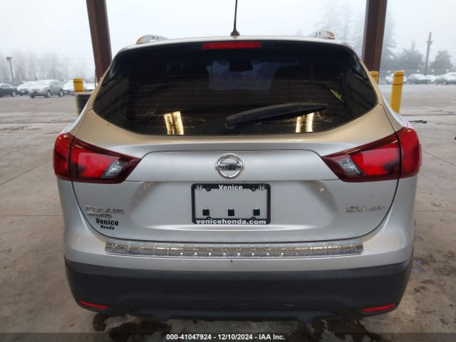 JN1BJ1CR1HW107334 Nissan Rogue Sport Sv