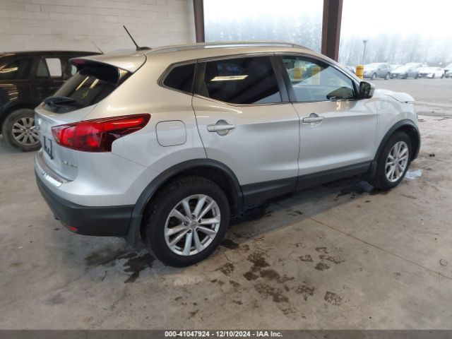 JN1BJ1CR1HW107334 Nissan Rogue Sport Sv