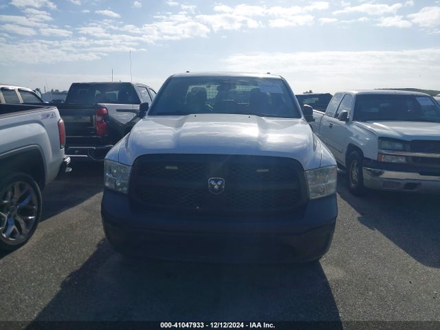1C6RR7FG3MS507910 RAM 1500 Classic Tradesman  4x4 6'4 Box