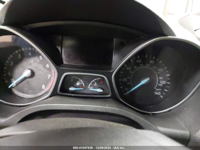 1FMCU9J9XHUB30757 Ford Escape Titanium