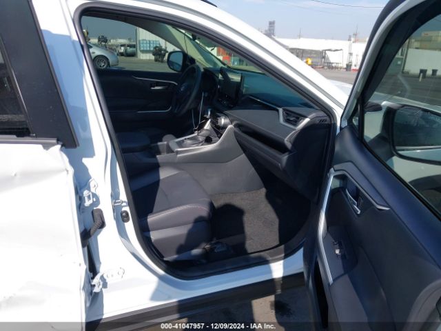 JTMB6RFV1RD550375 Toyota Rav4 Hybrid Xle Premium