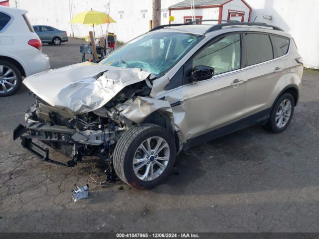 1FMCU9HD4JUA88702 Ford ESCAPE SEL