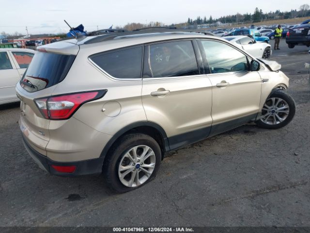 1FMCU9HD4JUA88702 Ford ESCAPE SEL