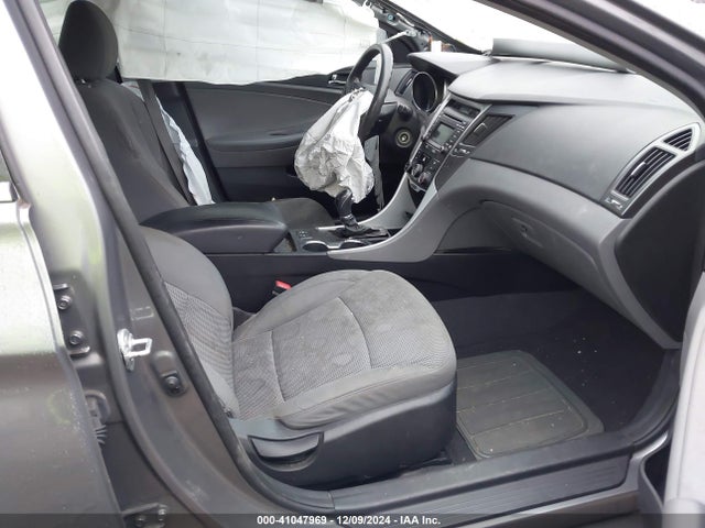 5NPEB4AC0EH929793 Hyundai SONATA GLS