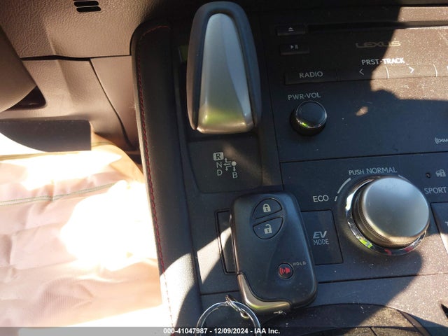 JTHKD5BH9G2271973 Lexus CT 200