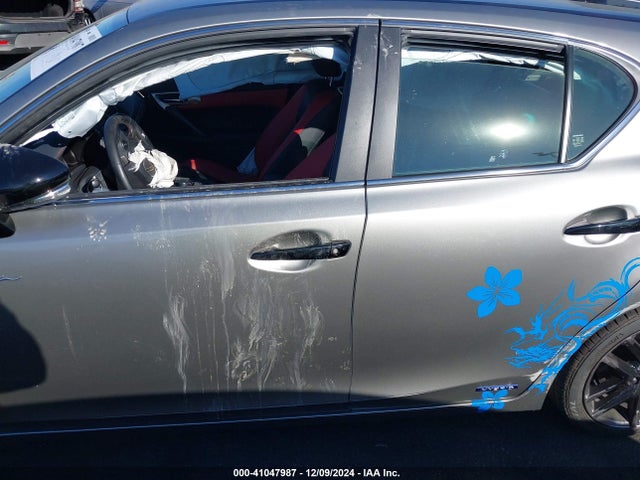 Lexus CT 200 2016 JTHKD5BH9G2271973 Image 14
