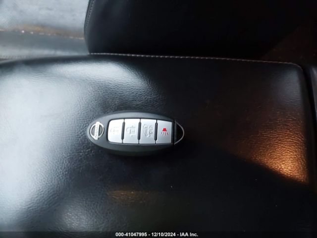 5N1AT2MT6FC775496 Nissan Rogue Sl