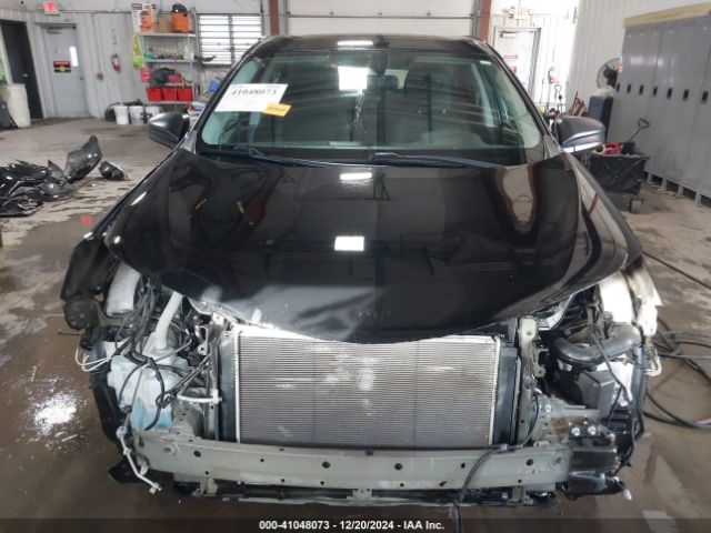 2T3ZFREV8JW489775 Toyota RAV4 LE