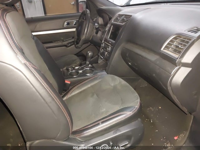 Ford EXPLORER XLT 2018 1FM5K8DH0JGB54078 Image 5