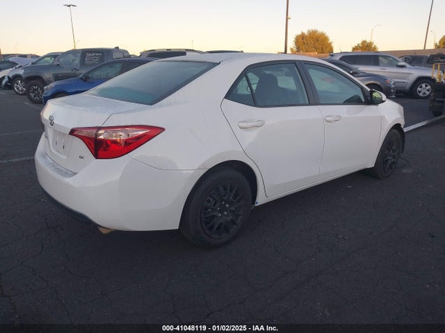 Toyota COROLLA LE 2017 5YFBURHE4HP680679 Image 4