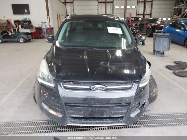 1FMCU0JX9FUB48089 Ford Escape Titanium