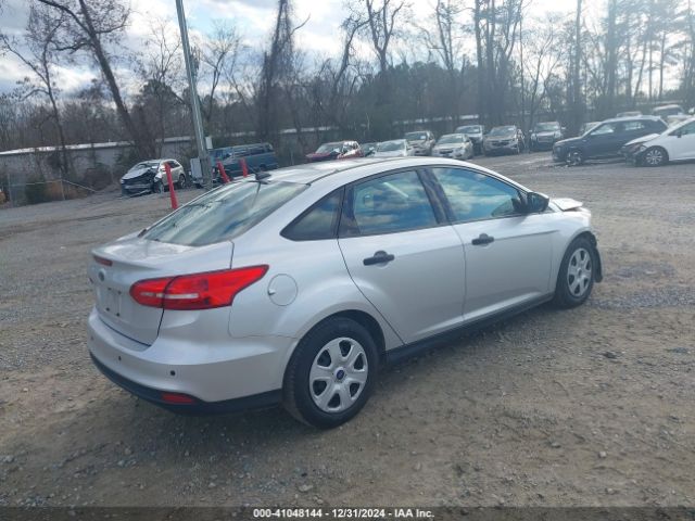 1FADP3E24HL279235 Ford FOCUS S