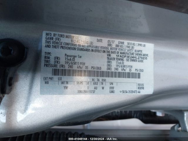 1FADP3E24HL279235 Ford FOCUS S