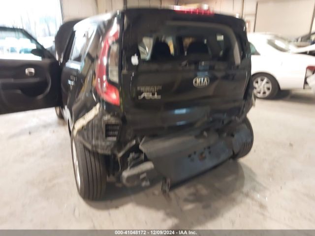 KNDJN2A28G7241081 KIA Soul