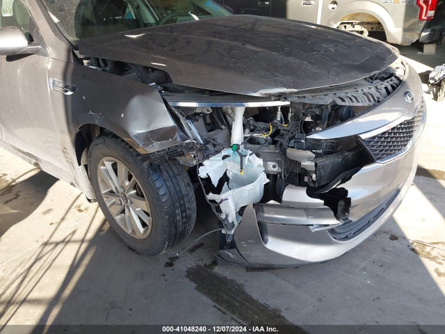 KIA Optima Lx 2018 5XXGT4L39JG228601 Image 6
