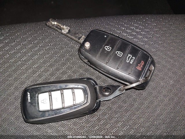 KIA Optima Lx 2016 KNAGT4L39G5110350 Image 11