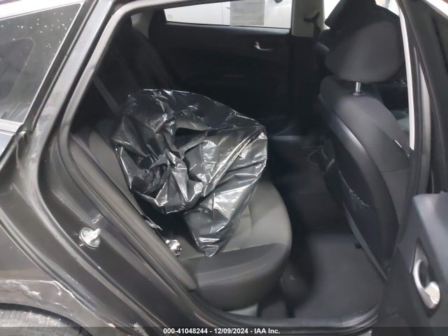 KIA Optima Lx 2016 KNAGT4L39G5110350 Image 8