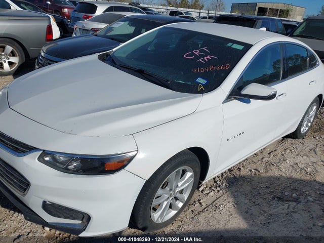 Chevrolet MALIBU LT 2018 1G1ZD5ST2JF271763 Image 2