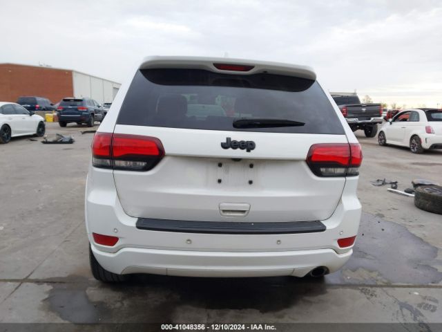1C4RJEAG3JC511697 Jeep Grand Cherokee Altitude 4x2