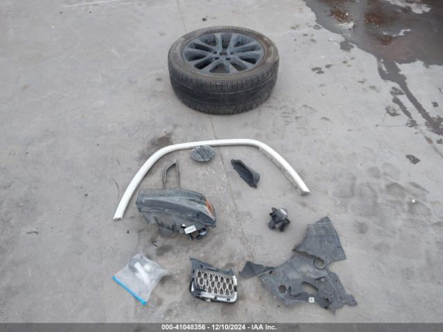 1C4RJEAG3JC511697 Jeep Grand Cherokee Altitude 4x2