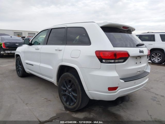 1C4RJEAG3JC511697 Jeep Grand Cherokee Altitude 4x2