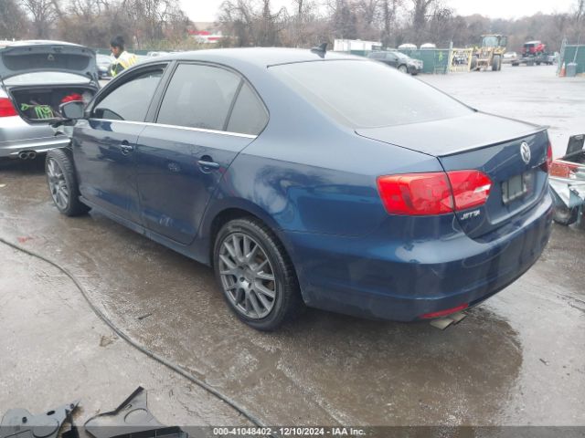 3VW3L7AJ5EM360161 Volkswagen Jetta 2.0l Tdi
