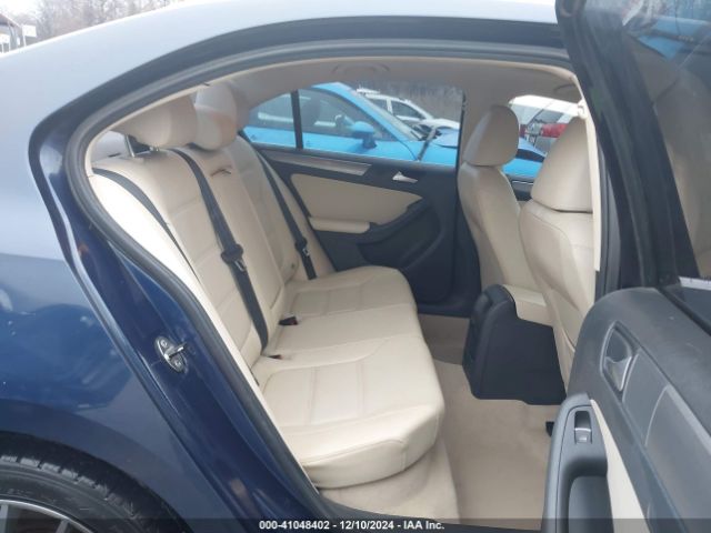 3VW3L7AJ5EM360161 Volkswagen Jetta 2.0l Tdi