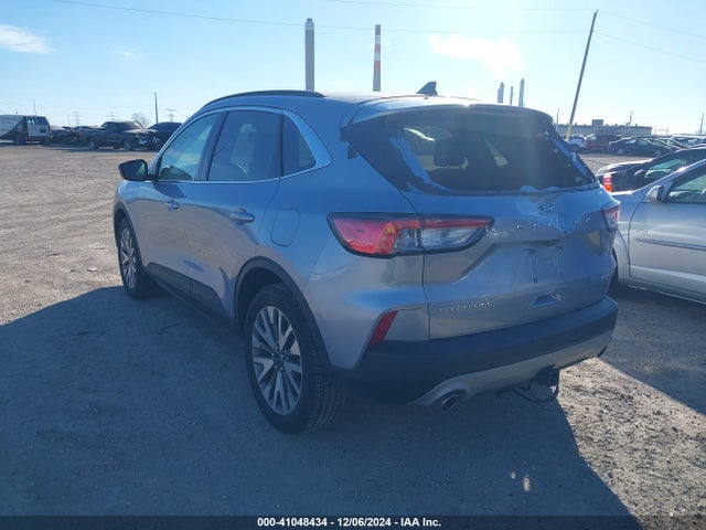 Ford Escape Titanium 2022 1FMCU9J92NUB84050 Image 3