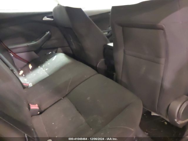 1FADP3K21FL296382 Ford FOCUS SE