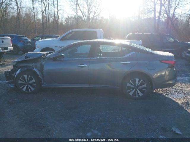 1N4BL4DW7LC282572 Nissan Altima Sv Intelligent Awd