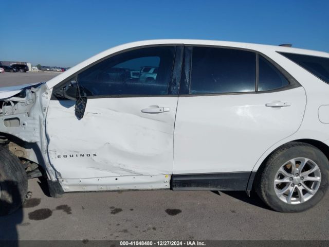3GNAXHEV6JS533698 Chevrolet EQUINOX LS