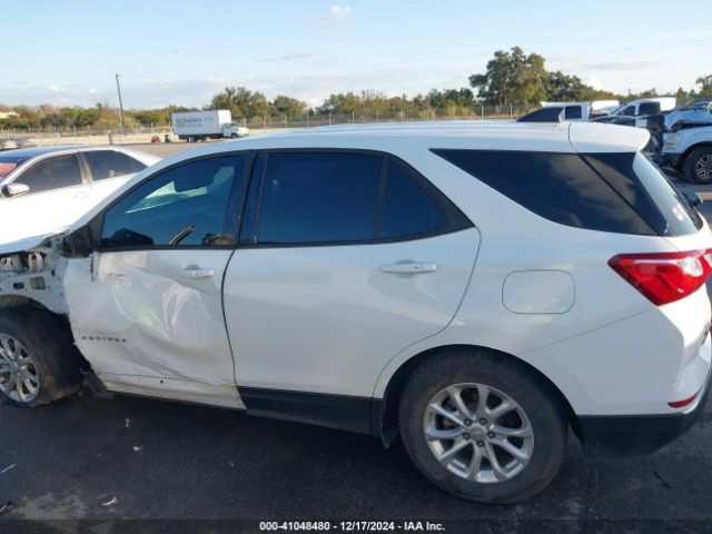 3GNAXHEV6JS533698 Chevrolet EQUINOX LS