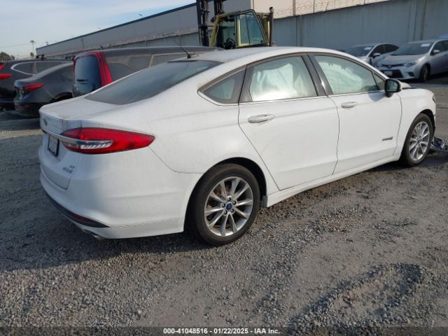 3FA6P0LU4HR381406 Ford Fusion Hybrid Se