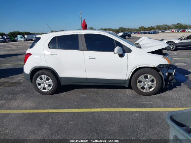 KL7CJKSB1GB594159 Chevrolet Trax 1ls