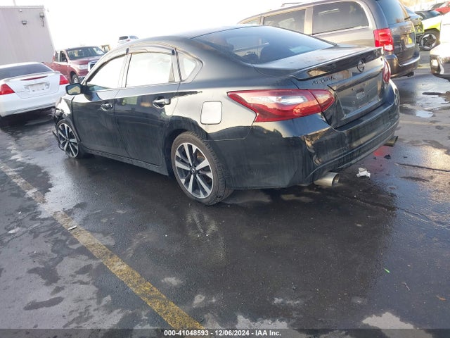 1N4AL3AP2JC139674 Nissan Altima 2.5 Sr