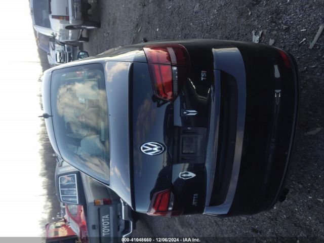3VWD17AJ2GM362303 Volkswagen Jetta 1.8t Sport