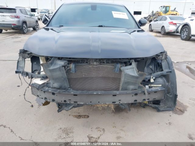 2C3CDXHG2FH825249 Dodge Charger Sxt
