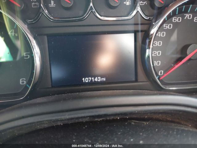 1GNSCGKC3JR318361 Chevrolet Suburban Ls