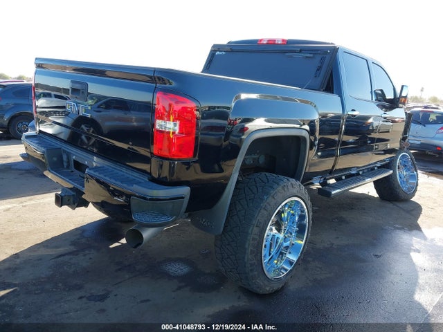 1GT12SEY4KF150895 GMC Sierra 2500hd Denali
