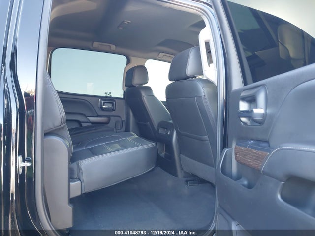1GT12SEY4KF150895 GMC Sierra 2500hd Denali