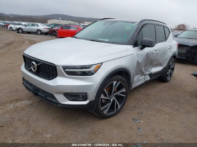 YV4162UM8K2102615 Volvo Xc40 T5 R-design