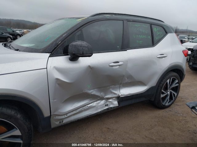 YV4162UM8K2102615 Volvo Xc40 T5 R-design
