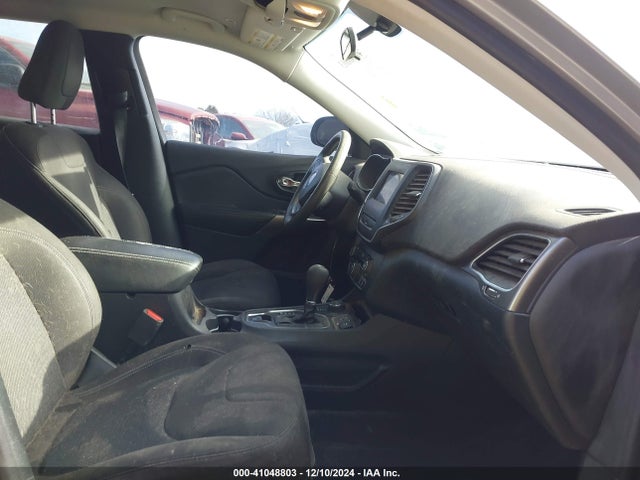 Jeep Cherokee Latitude 4x4 2019 1C4PJMCXXKD138331 Image 5