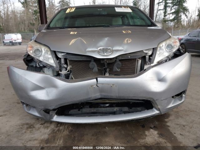 5TDKK3DC6GS751460 Toyota Sienna Le 8 Passenger