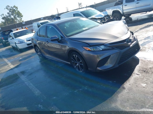 2018 4T1B11HK5JU111991 main image